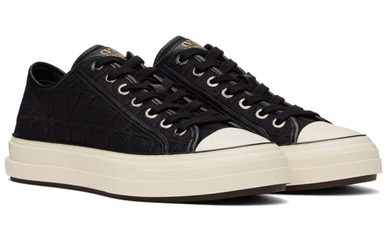 Valentino Garavani Black Totaloop Sneakers - Dubai Sneakers