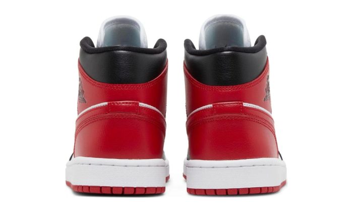 Air Jordan 1 Mid 'Alternate Bred Toe' - Dubai Sneakers