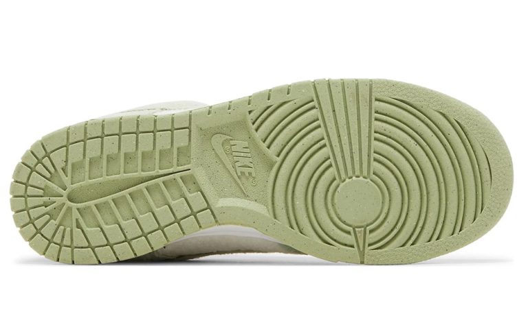 Nike Dunk Low SE 'Fleece - Honeydew' - Dubai Sneakers