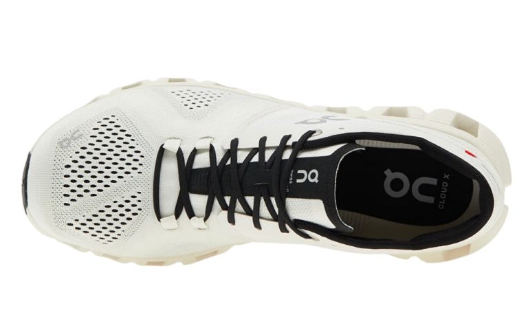 On Cloud X 'White/ Black' - Dubai Sneakers