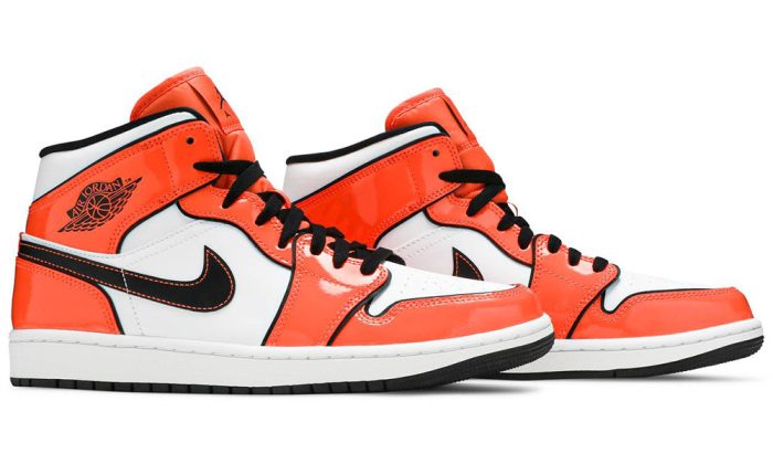 Air Jordan 1 Mid SE 'Turf Orange' - Dubai Sneakers