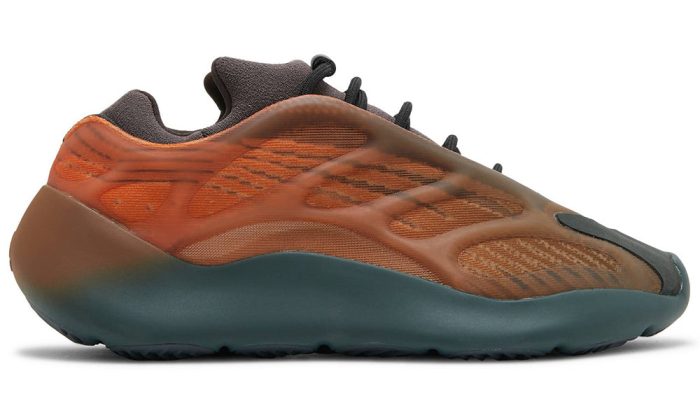 Adidas Yeezy 700 V3 "Copper Fade" - Dubai Sneakers