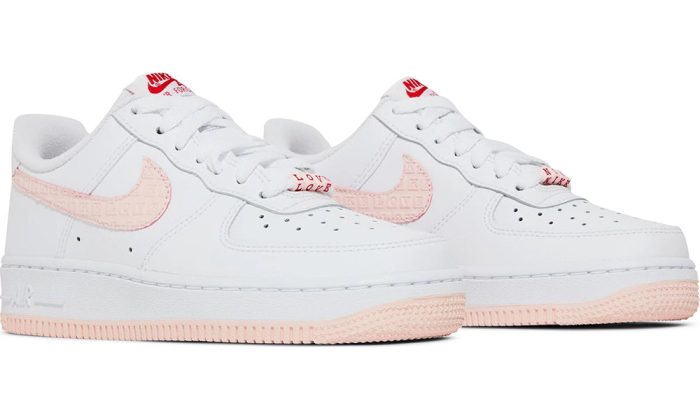 Air Force 1 Low 'Valentine's Day 2022' - Dubai Sneakers