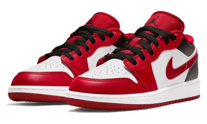 Air Jordan 1 Low "Bulls" - Dubai Sneakers