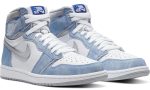 Air Jordan 1 Retro High OG 'Hyper Royal' - Dubai Sneakers