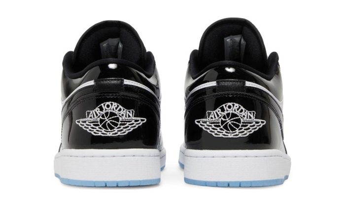 Air Jordan 1 Low SE 'Concord' - Dubai Sneakers