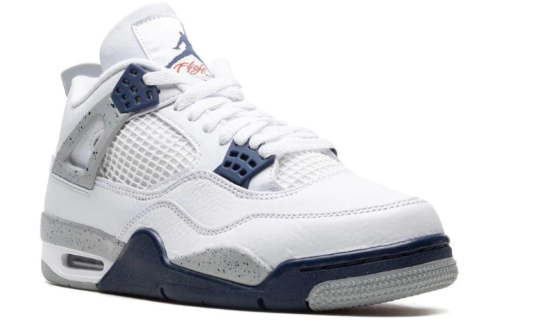 Nike Air Jordan 4 Retro GS 'Midnight Navy' - Dubai Sneakers