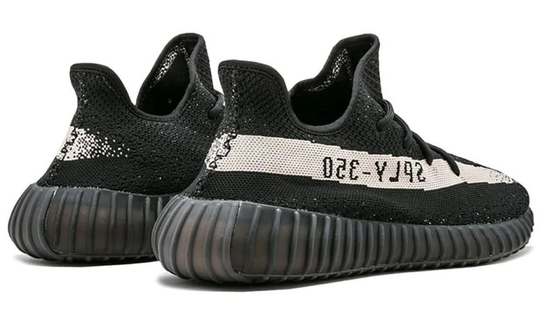 Yeezy Boost 350 V2 "Oreo" - Dubai Sneakers