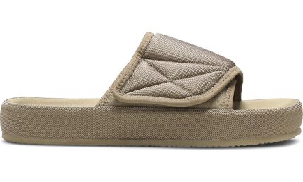 Yeezy Season 7 Fabric Slipper 'Sand' - Dubai Sneakers