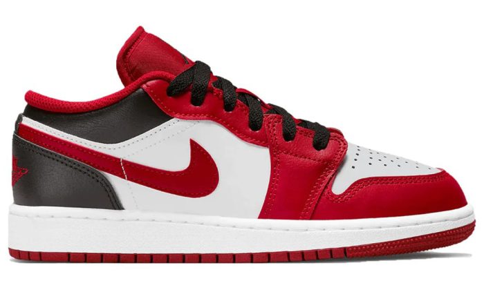 Air Jordan 1 Low "Bulls" - Dubai Sneakers